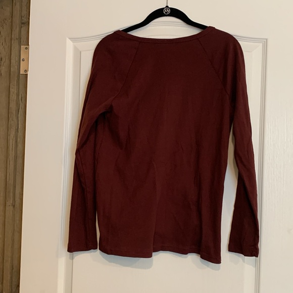 NWT Maternity size small ( or medium?) maroon button up cardigan - Picture 3 of 5